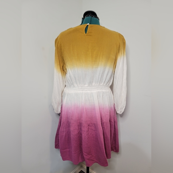 Dress - Picture 2 of 3